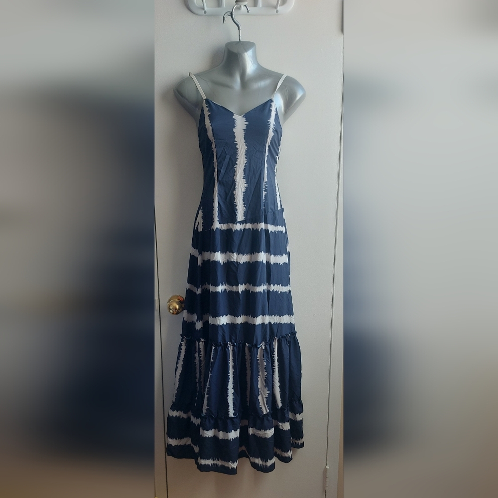 NWT Tie Dye Print Spagehtti Strap Maxi Dress